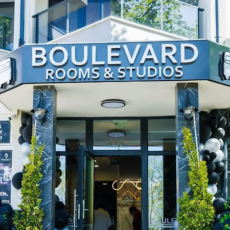 Boulevard *